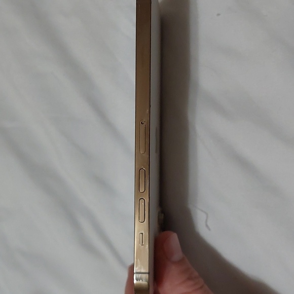 I phone 13 pro max - Picture 7 of 11